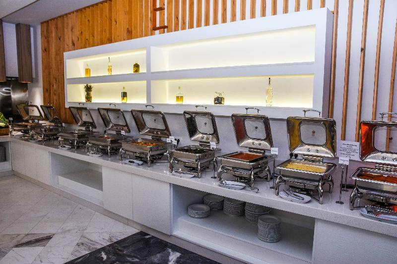 Exotica & By Zante Plaza 酒店 Kalamákion